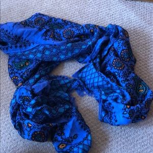 Women’s scarf